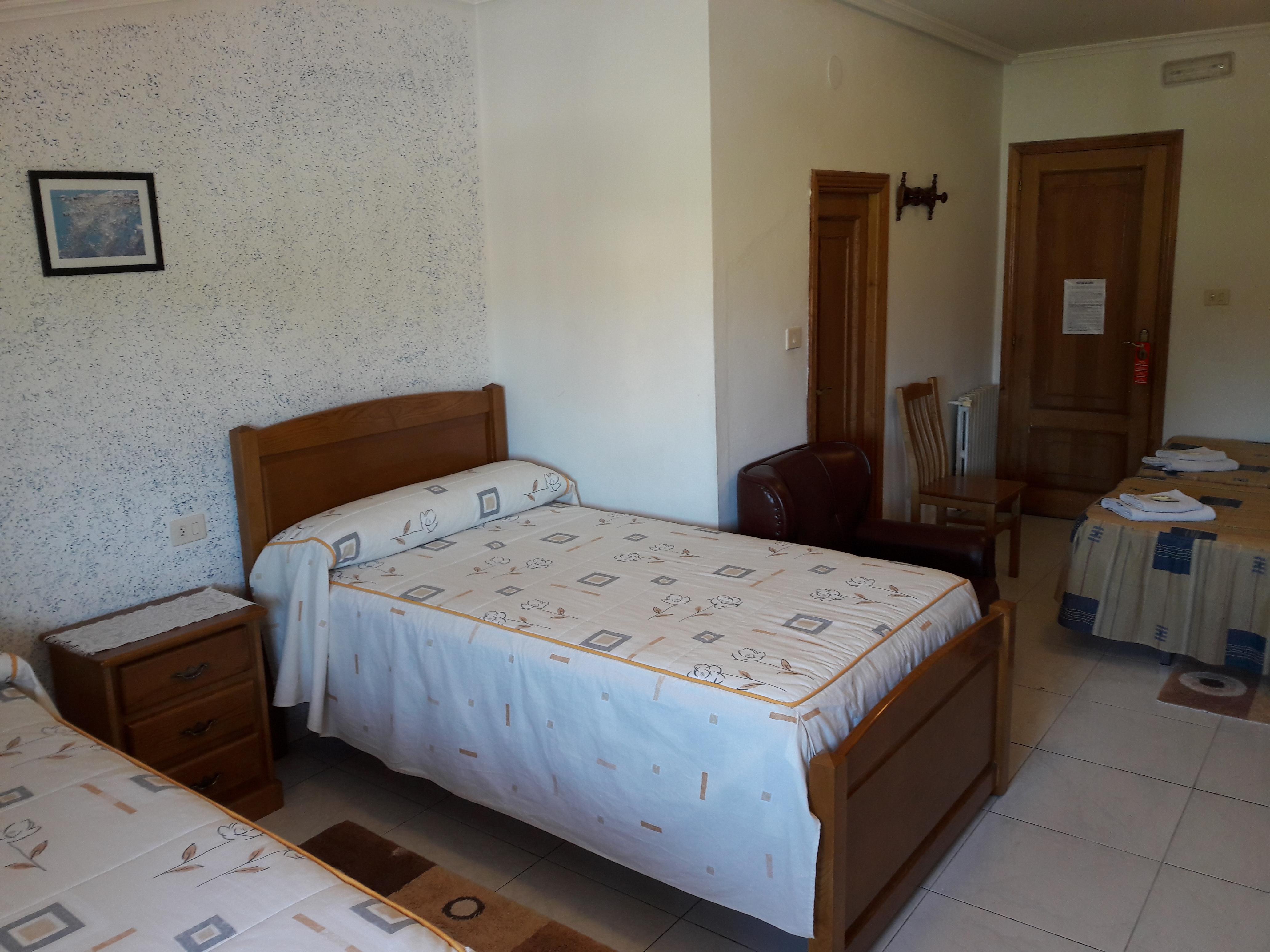 Hostal Sequeiros San Ciprián de Viñas Exterior foto