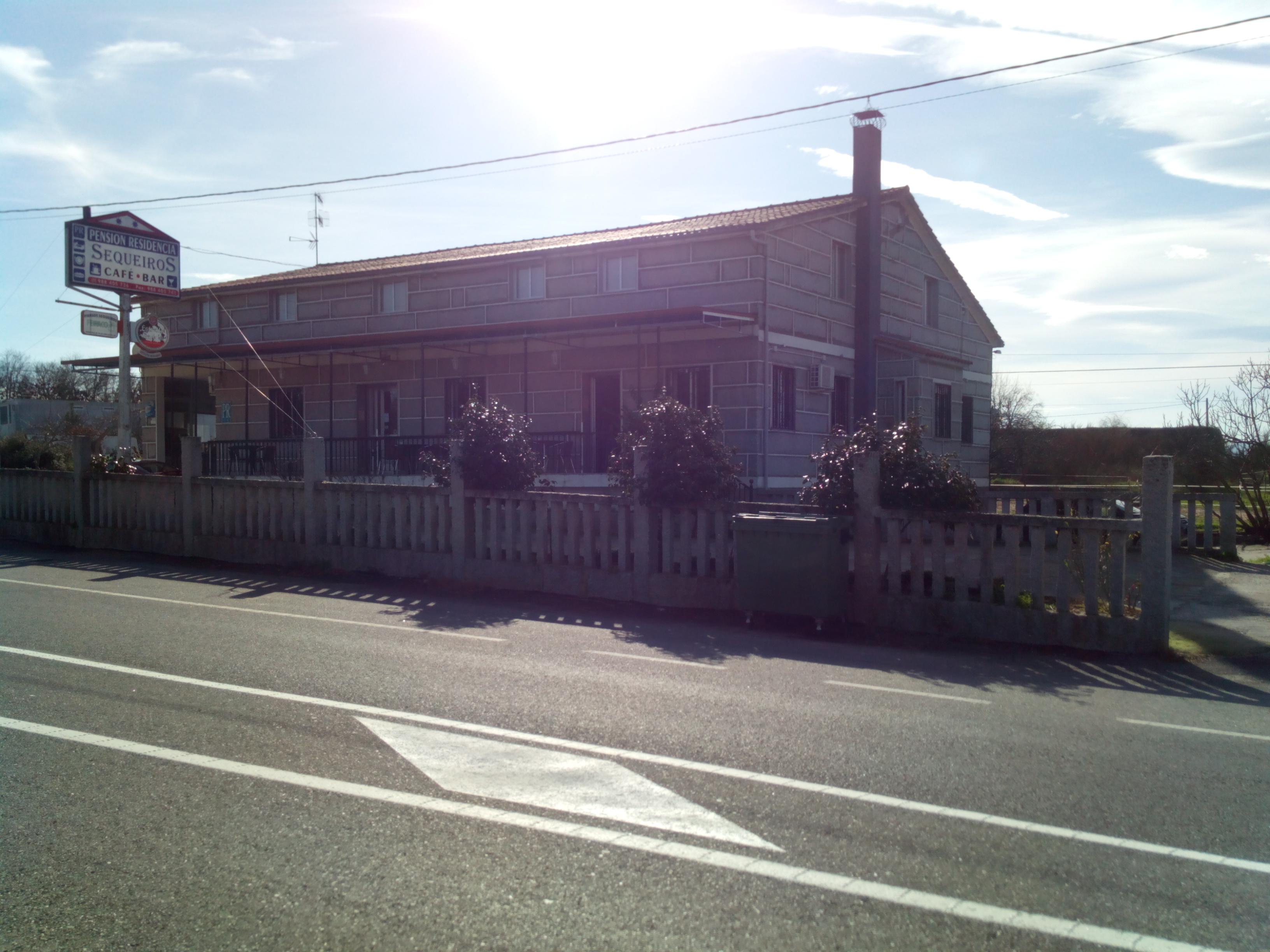 Hostal Sequeiros San Ciprián de Viñas Exterior foto