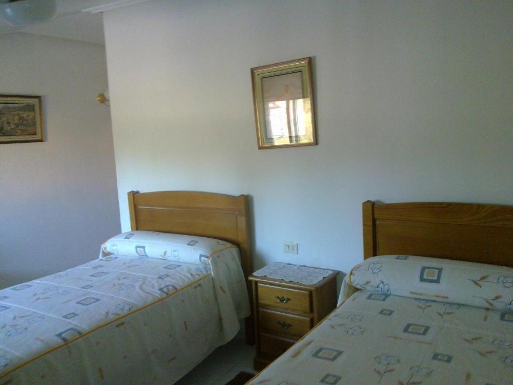 Hostal Sequeiros San Ciprián de Viñas Exterior foto