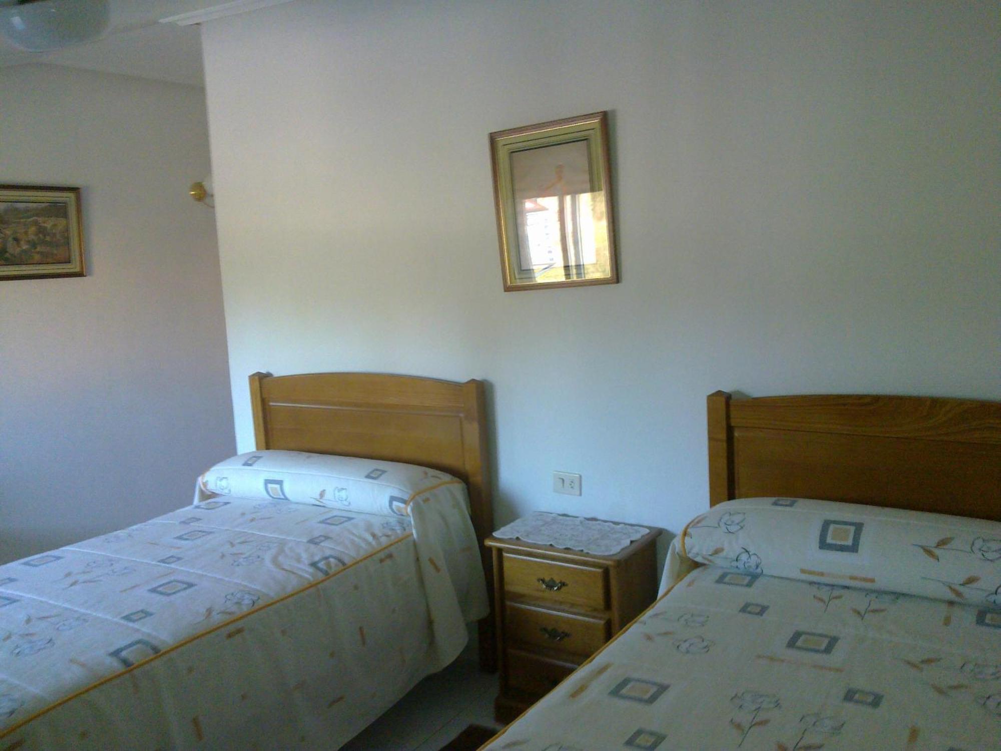 Hostal Sequeiros San Ciprián de Viñas Exterior foto