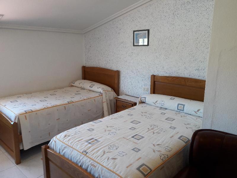 Hostal Sequeiros San Ciprián de Viñas Zimmer foto