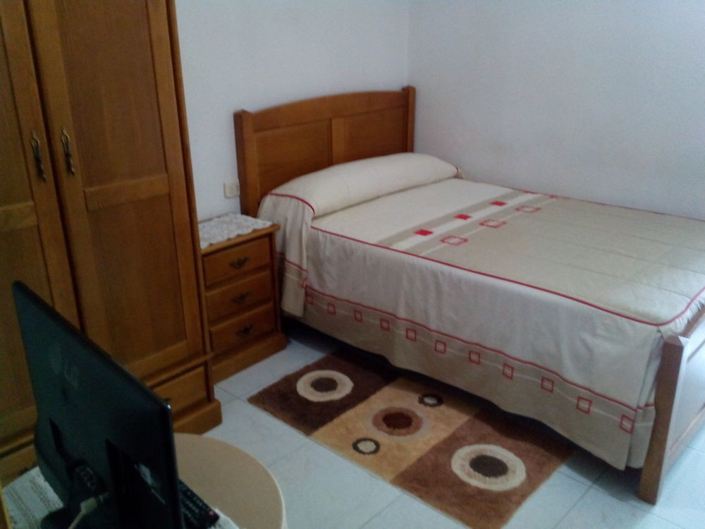 Hostal Sequeiros San Ciprián de Viñas Exterior foto